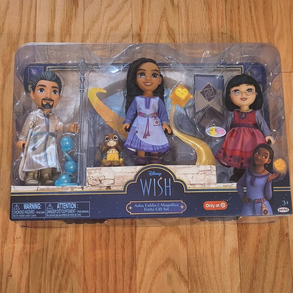 Disney Wish, Asha, Dahlia, & Maginfico Petite Gift Set, NIB/NWT